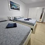 Mimoza Apartment *